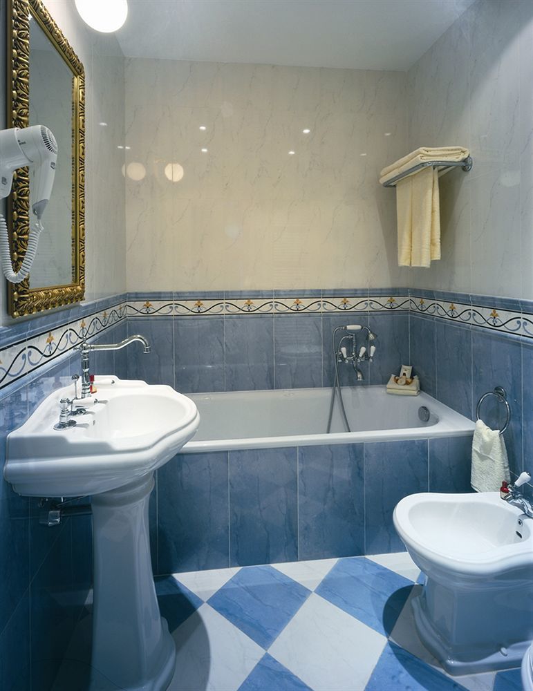 Hotel Residence Bijou De Praha Bagian luar foto